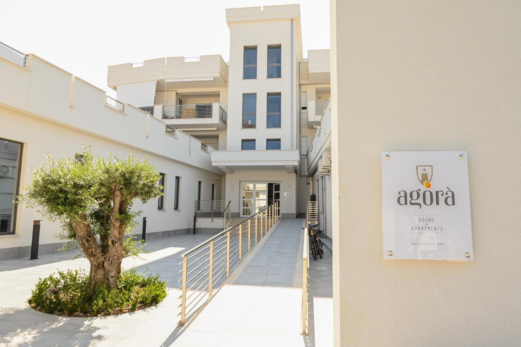Agora Vieste Rooms & Apartments 外观 照片